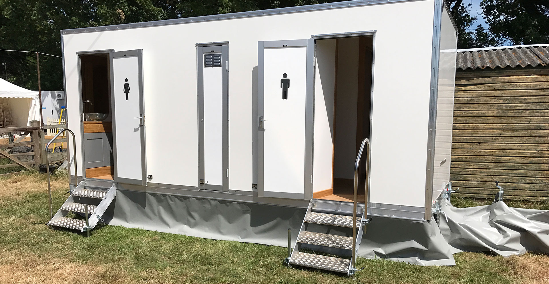 Luxury Portable Toilet Hire in Kent Vacant Event Hire